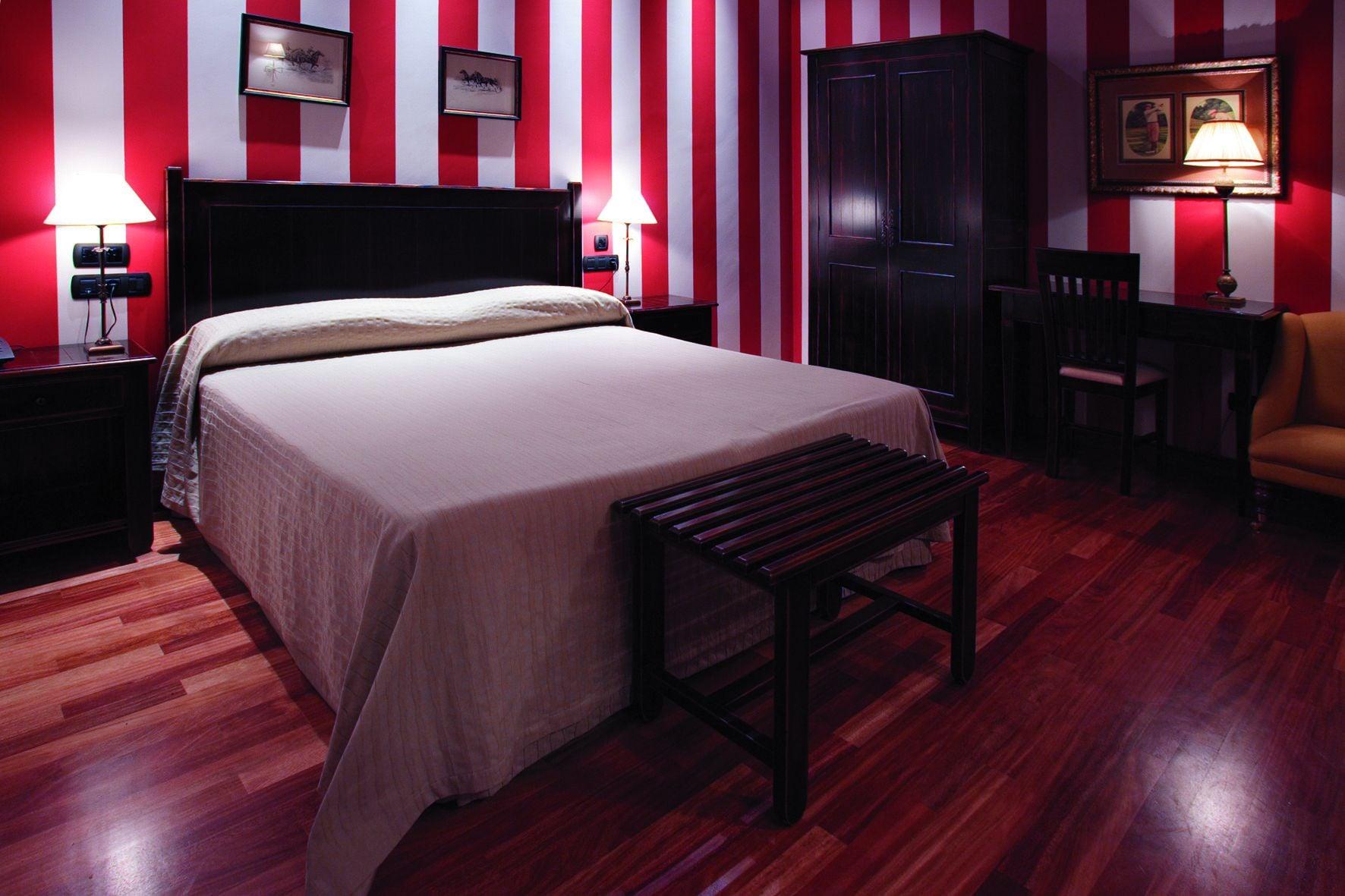 Hotel Vinicola Real-200 Monges Albelda De Iregua Zimmer foto